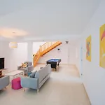 Villa Vista Reina - Luxury 6 Bedroom - Heated Pool- Views - Pool Table - Vista Lobos - Playa Blanca
