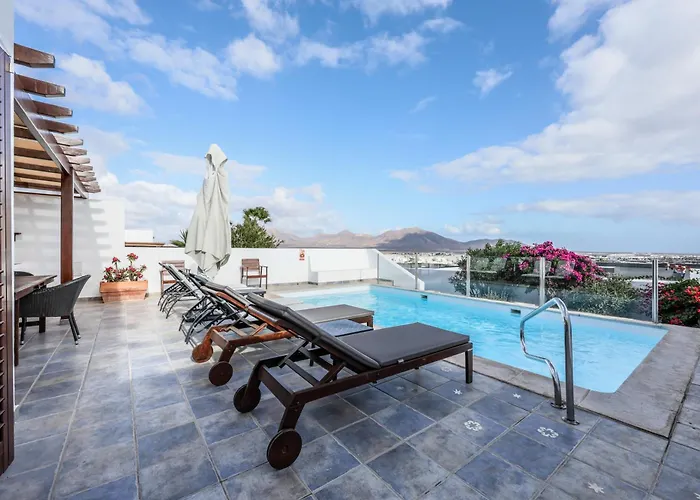 Villas Lanzarote Los Altos By New Lanzasuites Villa Serena