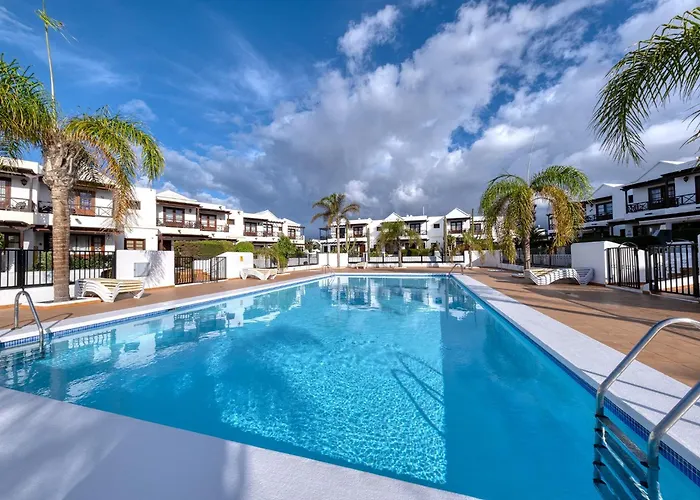 Casa Albi - Shared Pool With Bbq By Lanzarote Vacation Homes