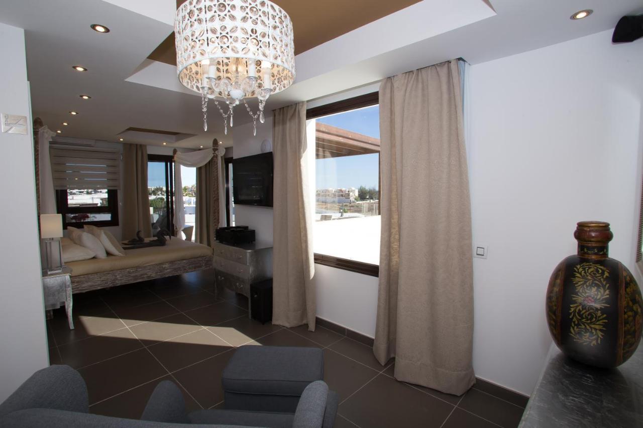Villa Buddha ***** *