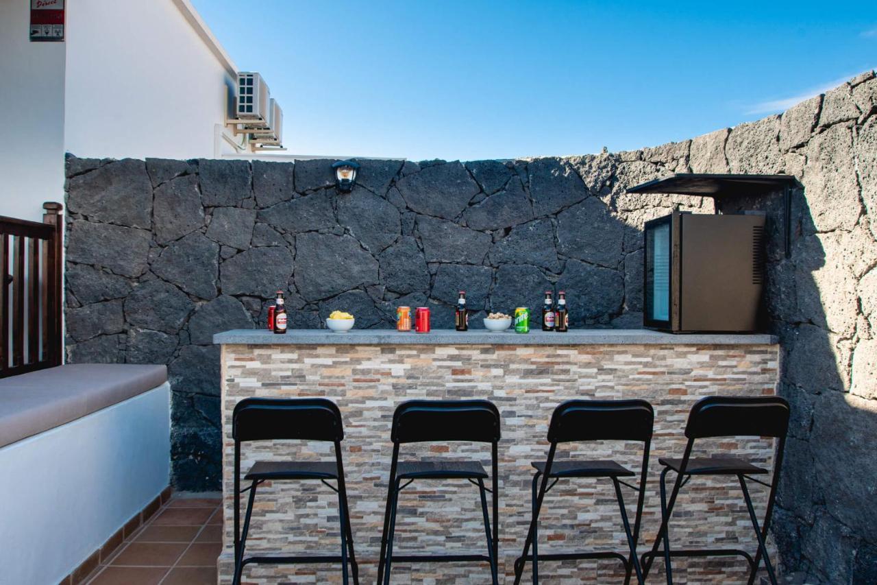 Villa Vista Reina - Luxury 6 Bedroom - Heated Pool- Views - Pool Table - Vista Lobos - Playa Blanca (Lanzarote)