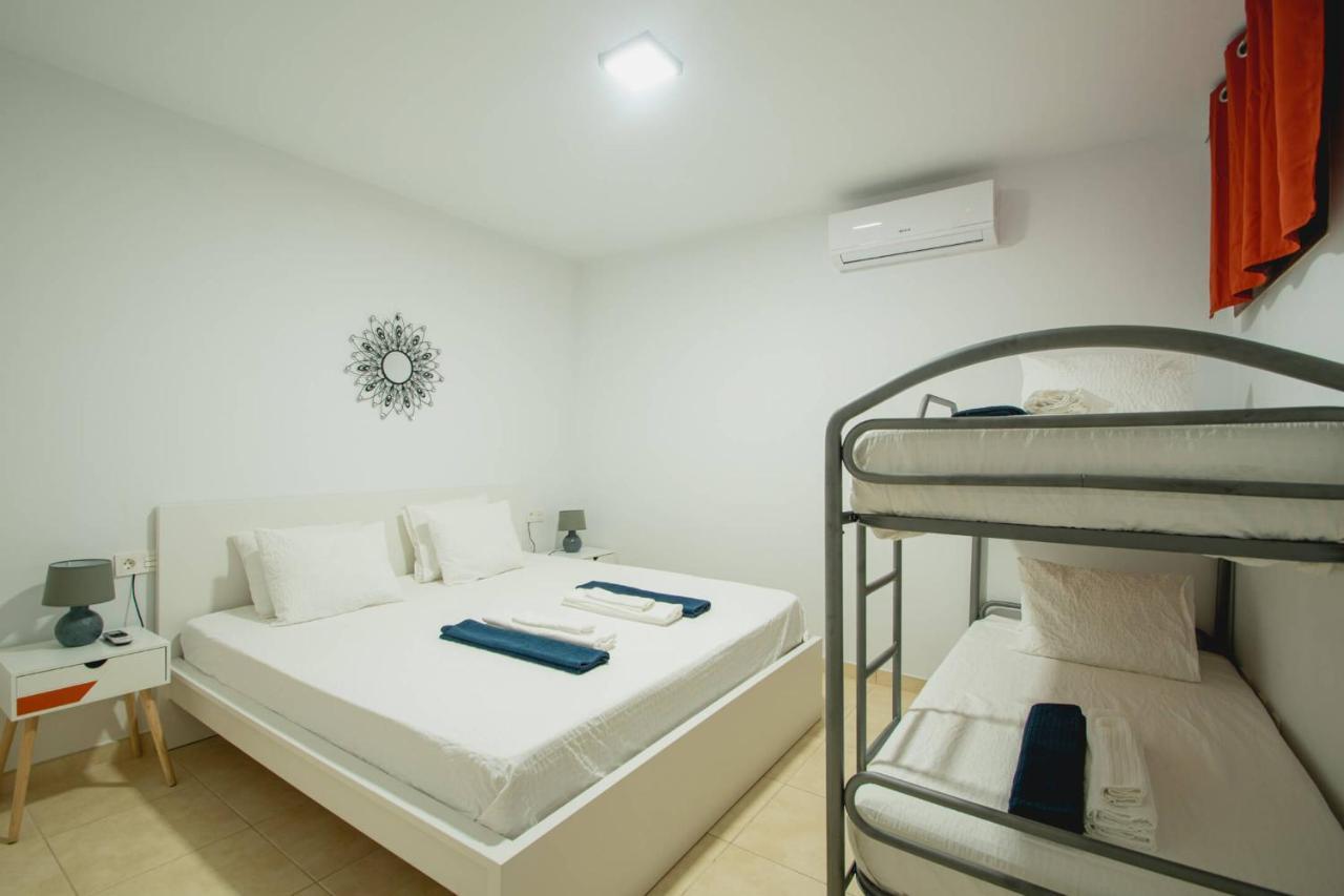 Vista Reina - Luxury 6 Bedroom - Heated Pool- Views - Pool Table - Vista Lobos - Playa Blanca (Lanzarote)