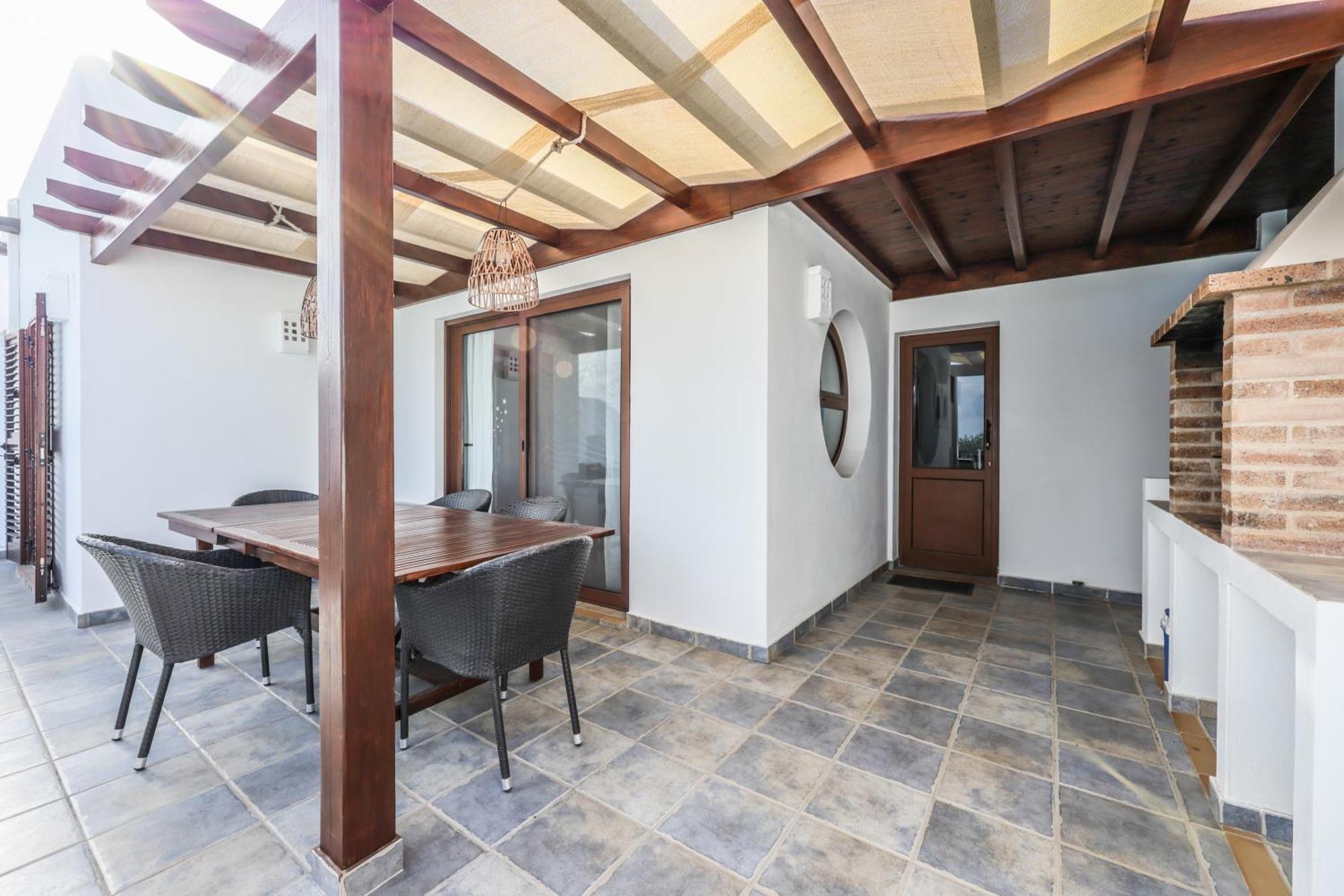 Villa Lanzarote Altos By New Lanzasuites Serena Playa Blanca (Lanzarote)