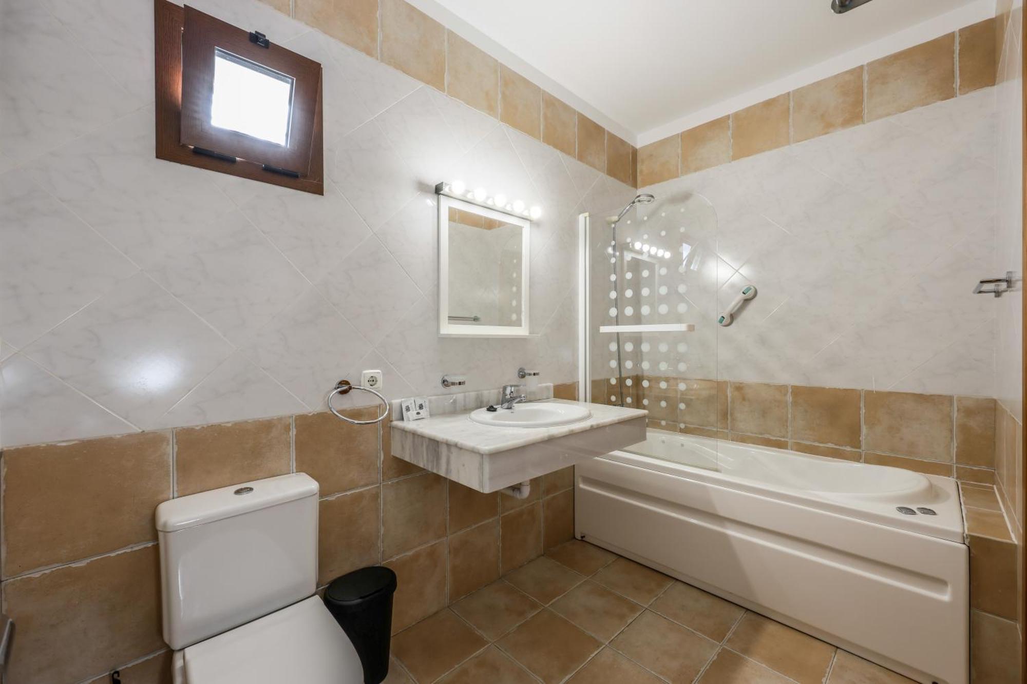 Villa Lanzarote Altos By New Lanzasuites Serena *
