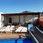 Extremely Private Villa, Heated Pool & Jacuzzi, Pool Wet Bar, Great Views.