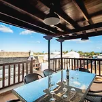 Villa Vista Rey - 6 Bedroom - Heated Pool - Amazing Views - Pool Table - Vista Lobos - Playa Blanca