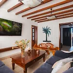 Casa Melian