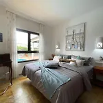 Villa Casa Karoline With A Sunny Terrace, Heated Pool, Comfort And Privacy In A Quiet Neighborhood