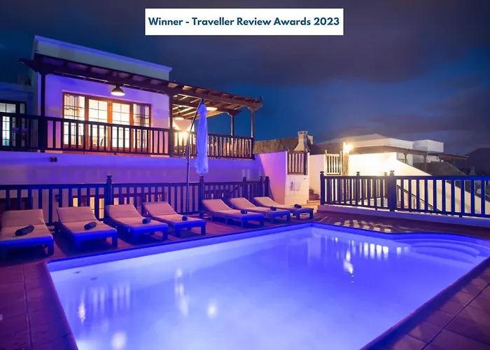 Villa Vista Rey - 6 Bedroom - Heated Pool - Amazing Views - Pool Table - Vista Lobos - Playa Blanca