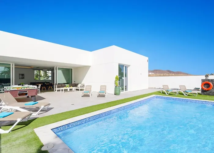 Villa Wave 2 By Villa Plus