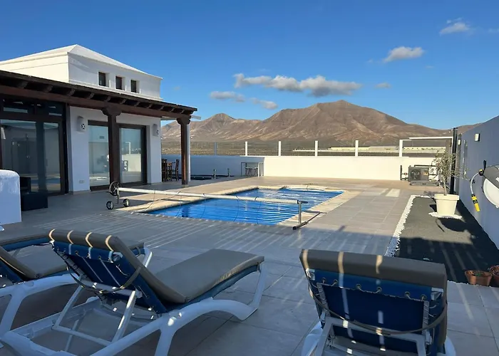 Casa La Lomada In Playa Blanca