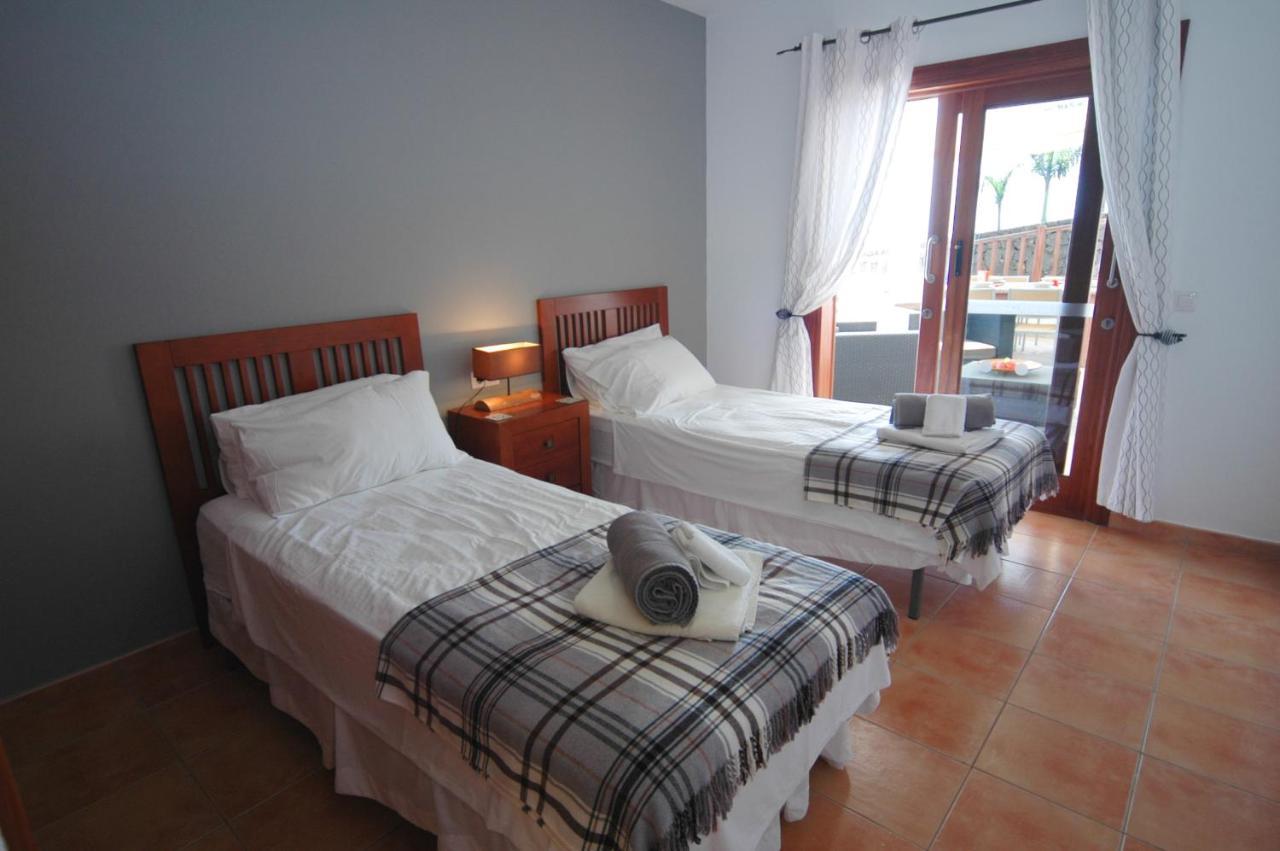 Montana Baja - A Stunning 7 Bedroom - Perfect For Large Families And Friends Villa Playa Blanca (Lanzarote)