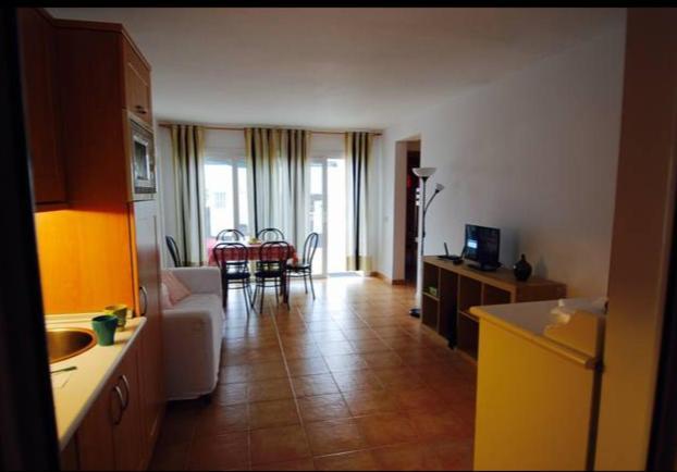 Backpackers Playa Blanca Bed & Breakfast *