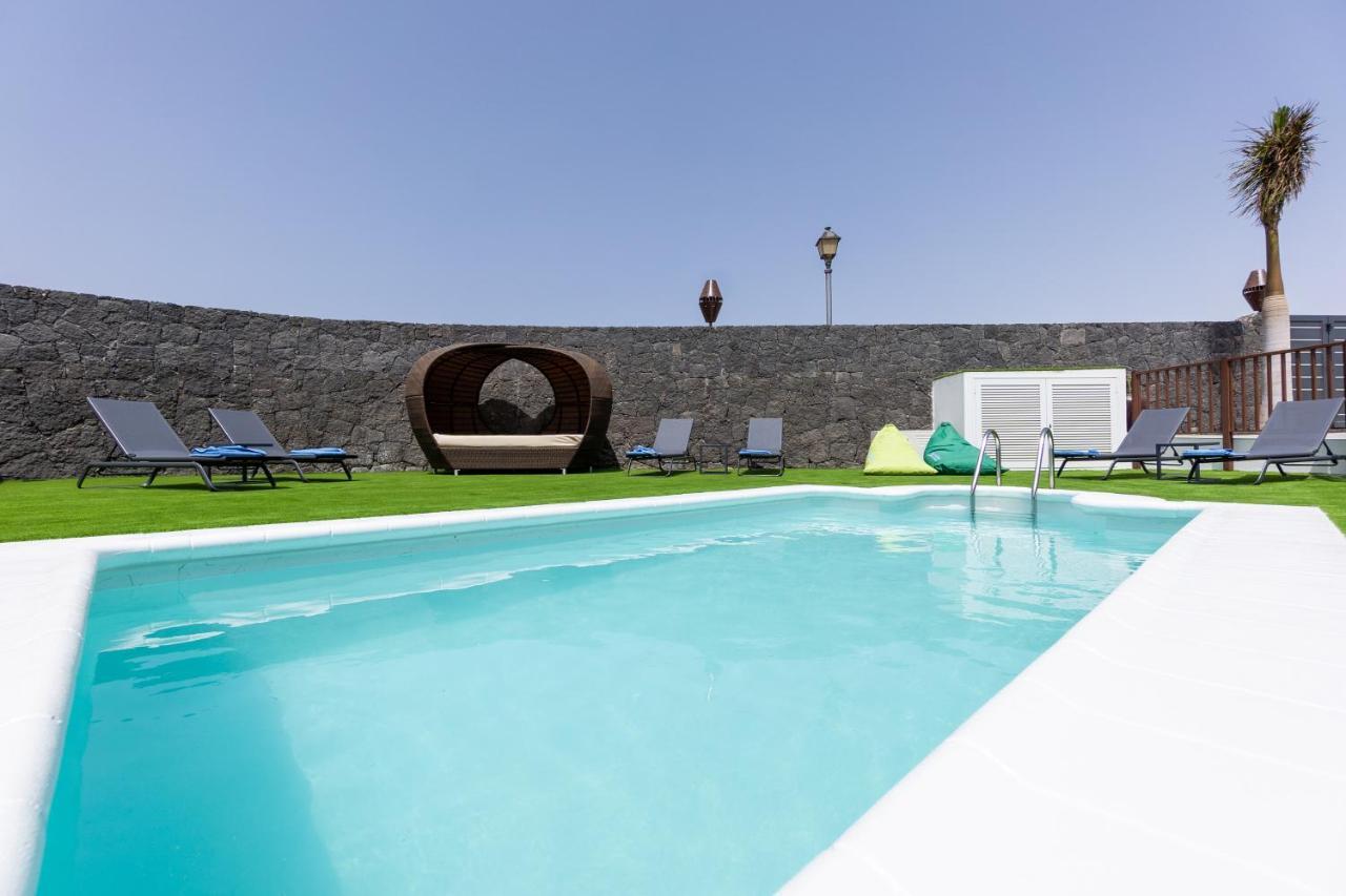 Sea Breeze Jarea Villa