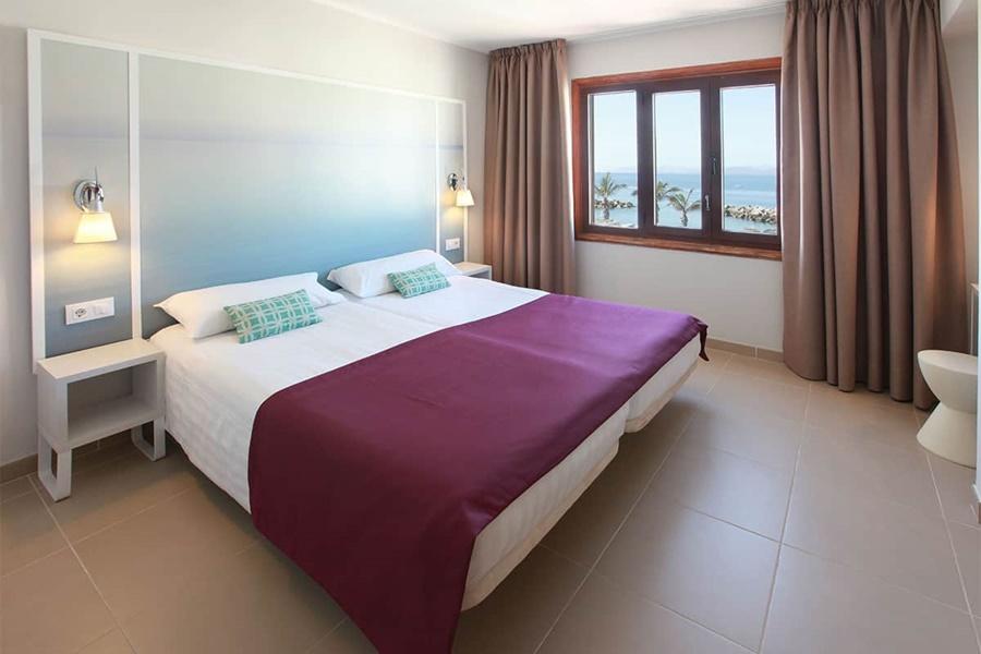 Flamingo Resort *