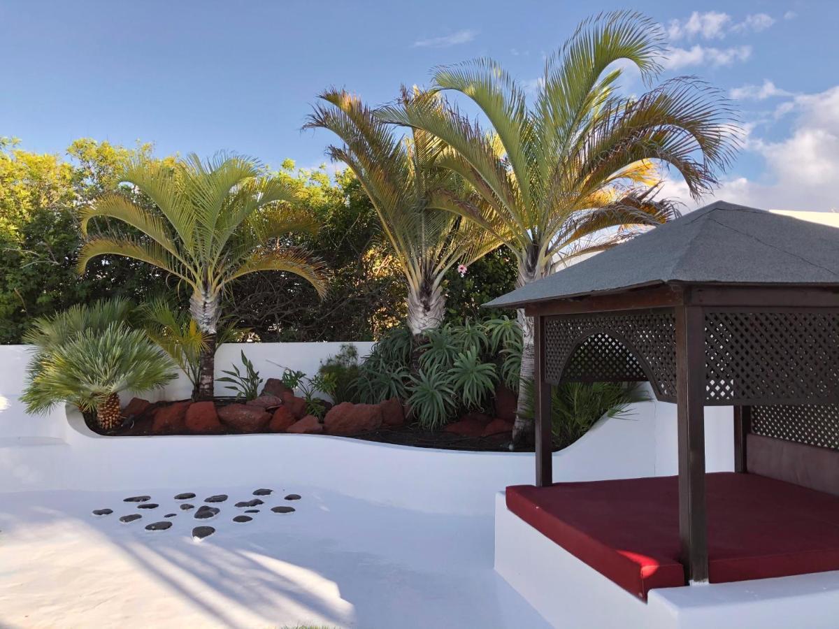 Villa Picasso - Private Pool, Bbq And Air-con By Lanzarote