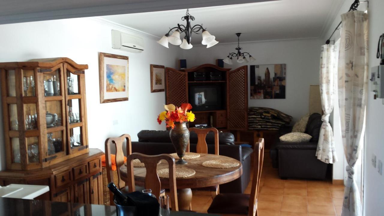 Villa Extremely Private Villa, Heated Pool & Jacuzzi, Pool Wet Bar, Great Views. Playa Blanca (Lanzarote)
