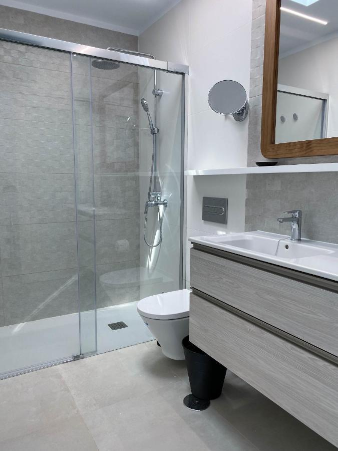Marina Suites 9 *
