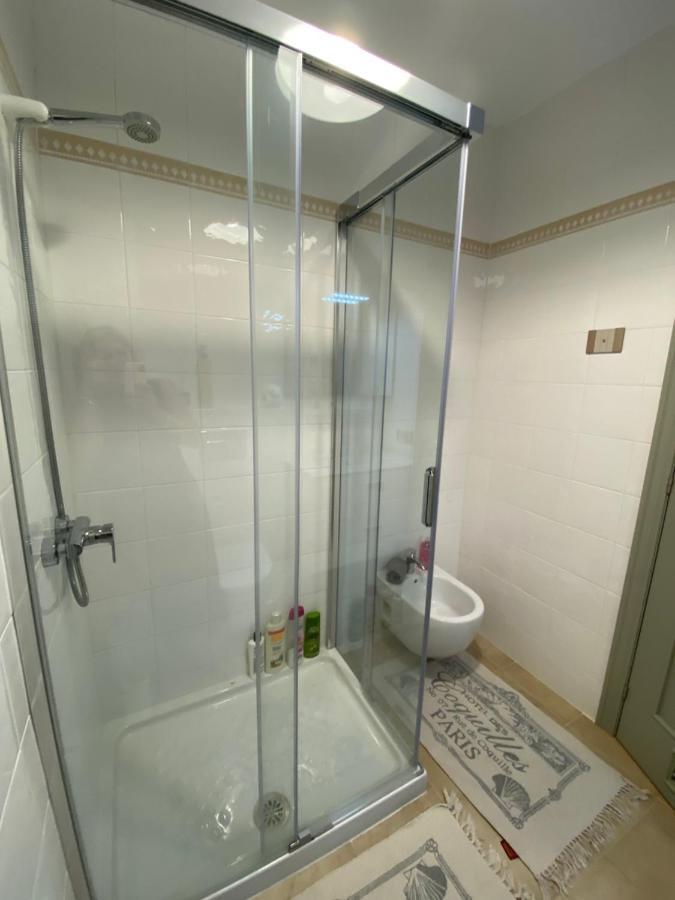 Laura 31 Playa Blanca (adults Only) Homestay