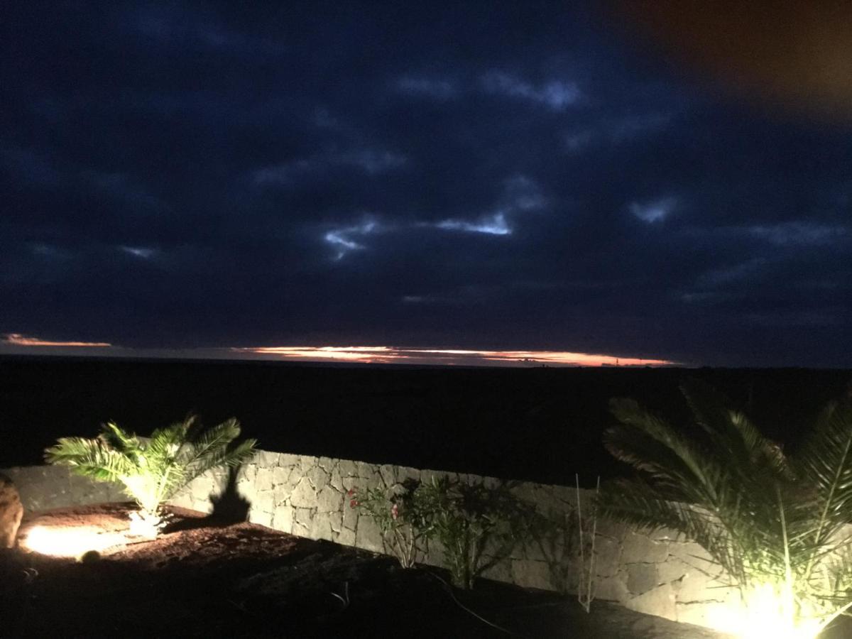 Luxury 3bed With Heated Private Pool, Full Sky And Free Wifi Playa Blanca (Lanzarote)