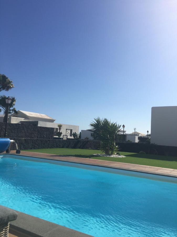 Luxury 3bed With Heated Private Pool, Full Sky And Free Wifi Pousada Playa Blanca (Lanzarote)