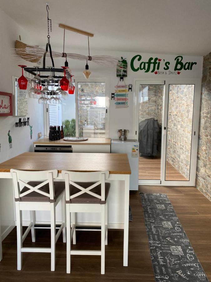 Laura 31 Playa Blanca (adults Only) Homestay *