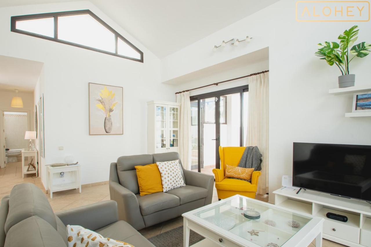 Orcades Close To Town Center Pool&a/c Villa Playa Blanca (Lanzarote)