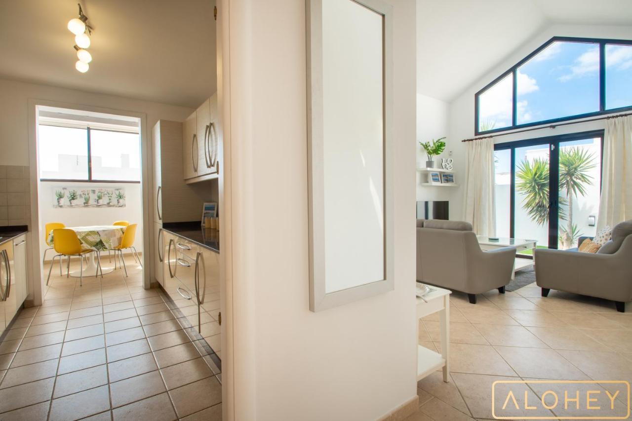 Orcades Close To Town Center Pool&a/c