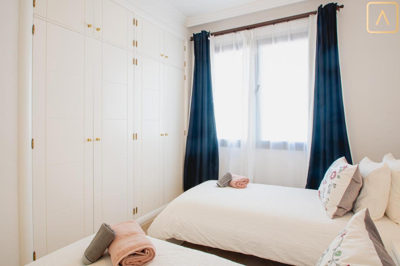 Orcades Close To Town Center Pool&a/c Villa Playa Blanca (Lanzarote)