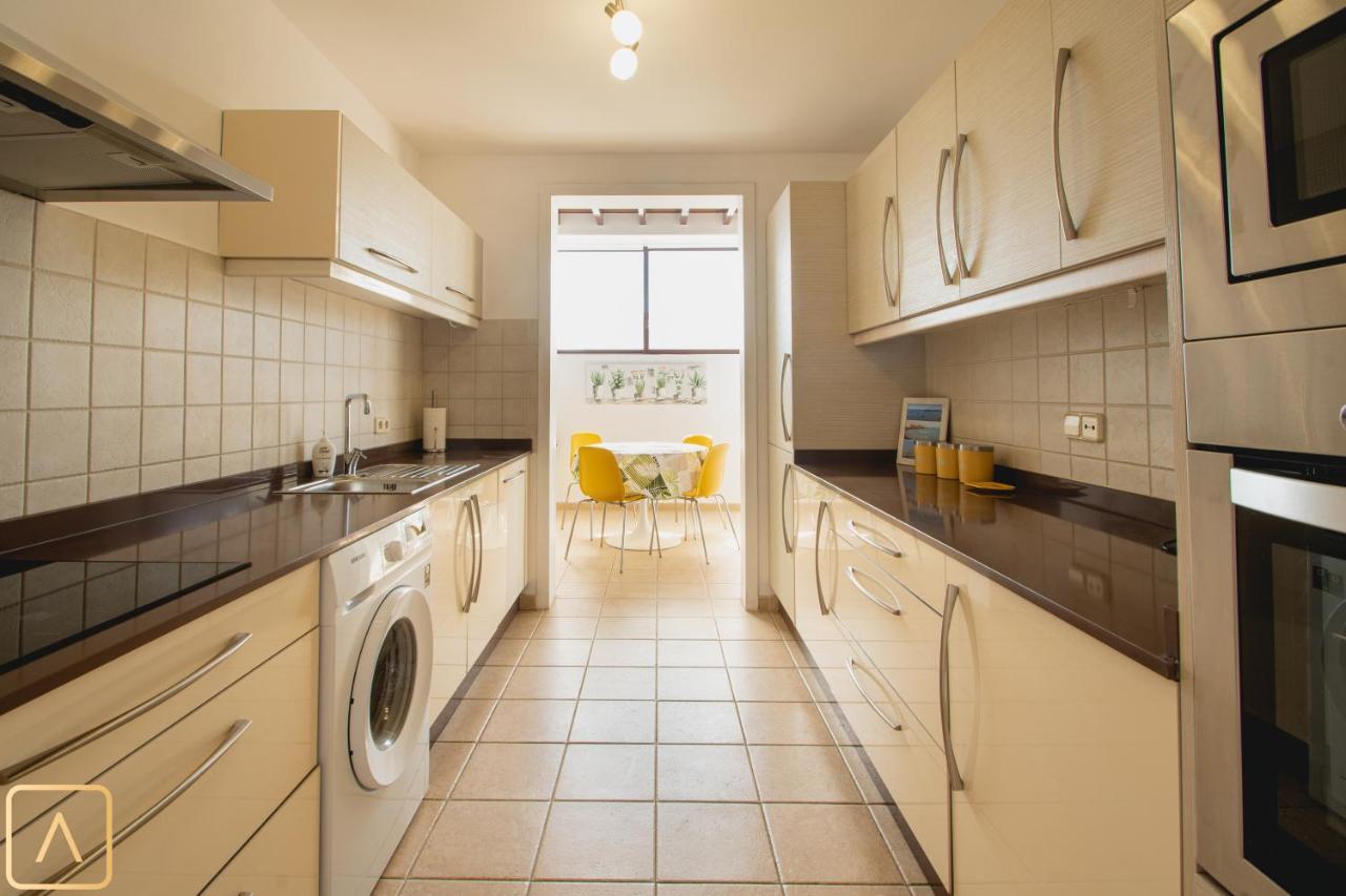 Orcades Close To Town Center Pool&a/c Villa