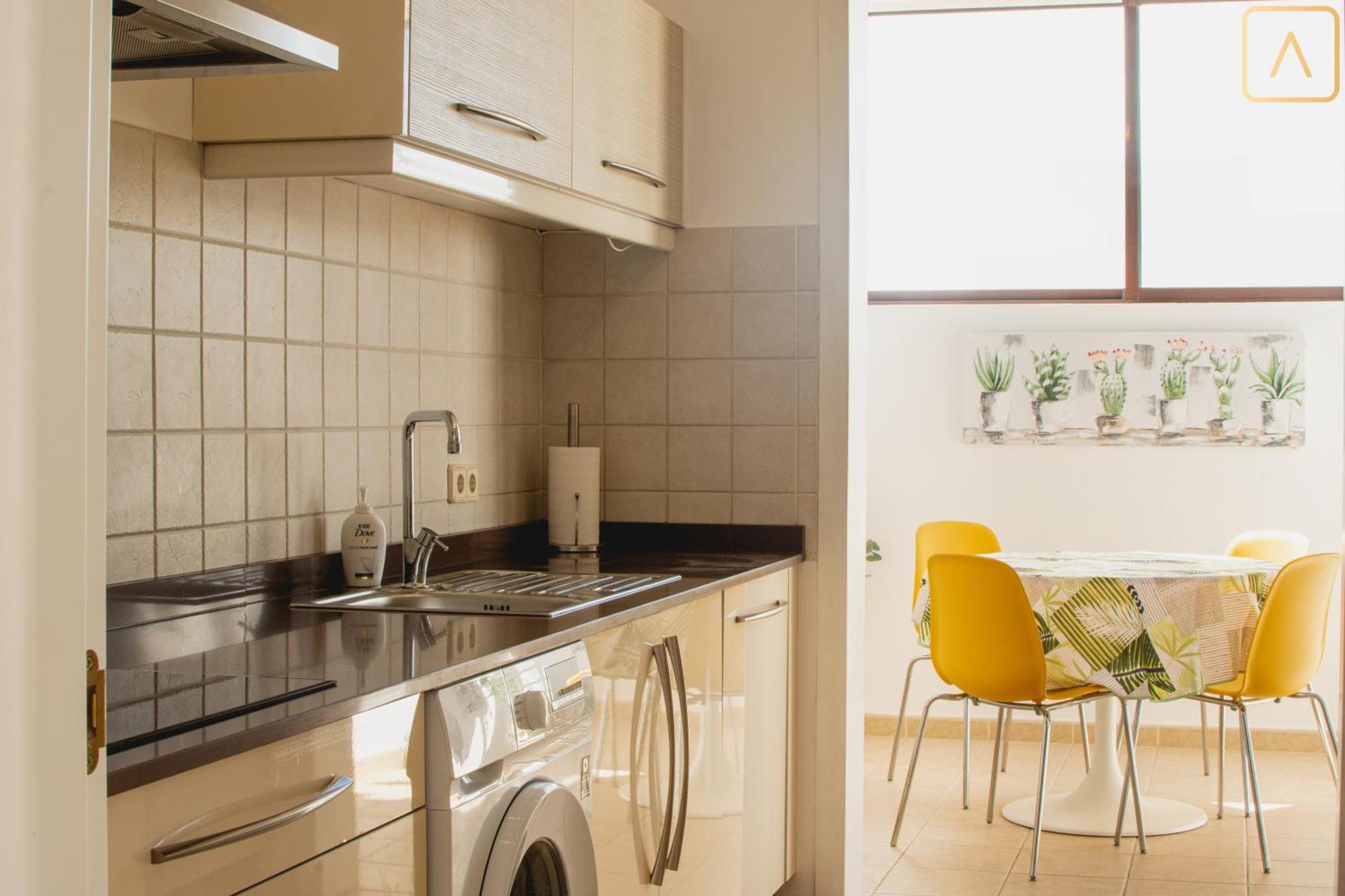 Orcades Close To Town Center Pool&a/c *
