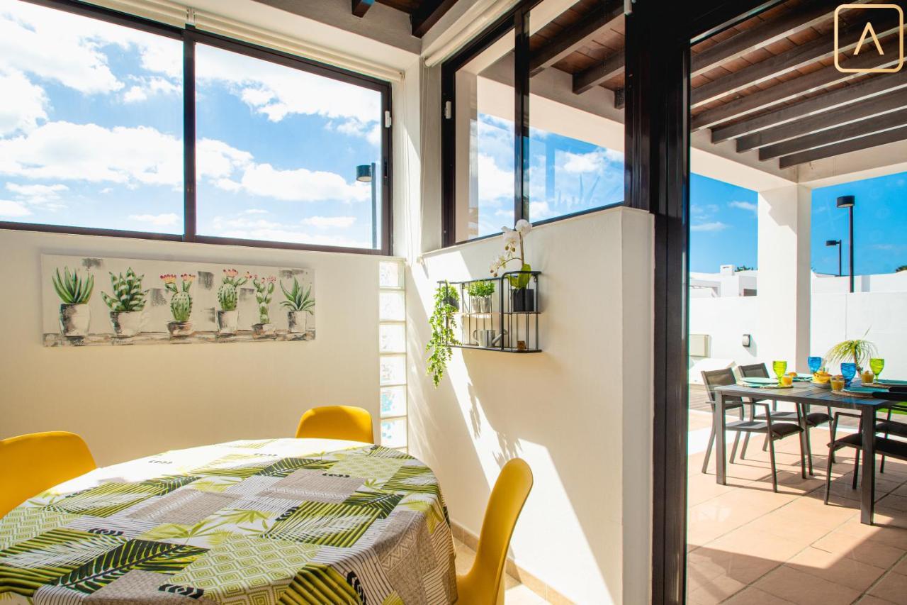 Villa Orcades Close To Town Center Pool&a/c Playa Blanca (Lanzarote)