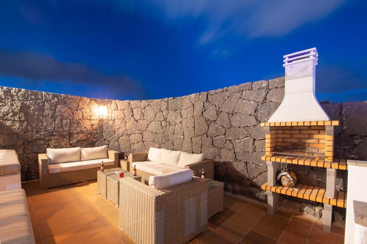 Vista Rey - 6 Bedroom - Heated Pool - Amazing Views - Pool Table - Vista Lobos - Playa Blanca (Lanzarote)