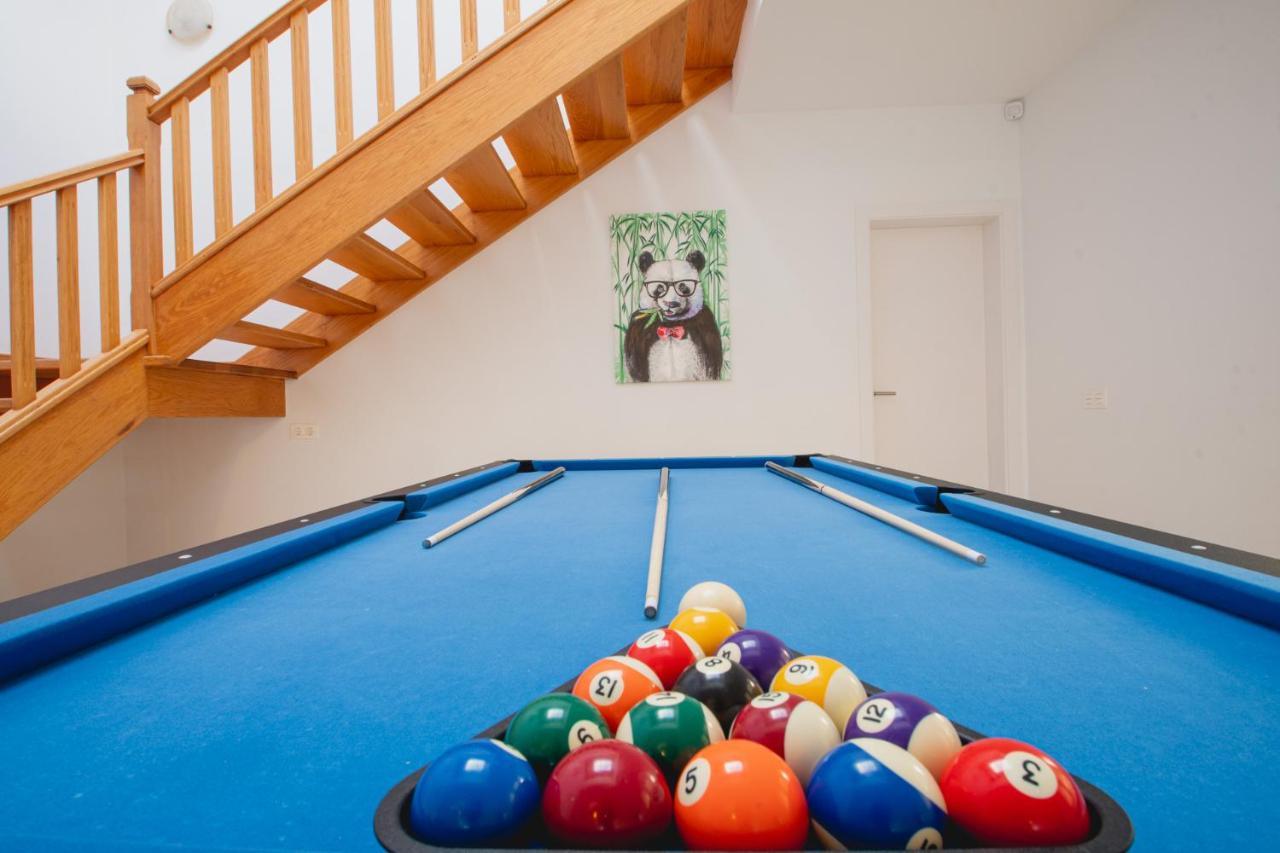 Vista Rey - 6 Bedroom - Heated Pool - Amazing Views - Pool Table - Vista Lobos -