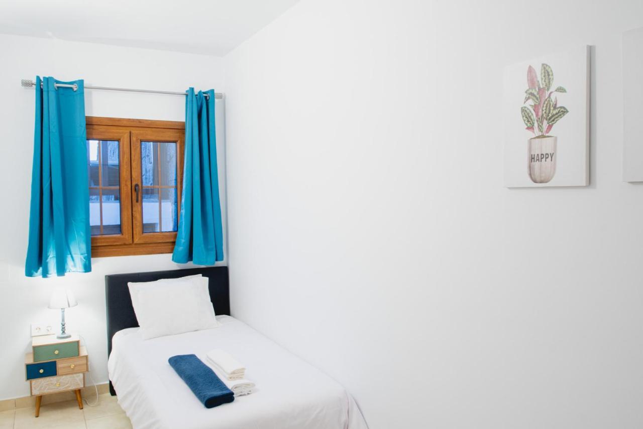 Vista Rey - 6 Bedroom - Heated Pool - Amazing Views - Pool Table - Vista Lobos - Playa Blanca (Lanzarote)