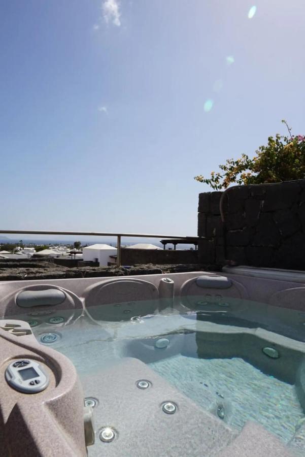 Villa Sea Breeze Ocean View *
