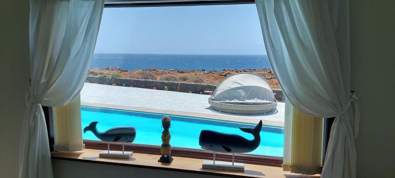 Villa Sunset Paradise With Panoramic Sea View, First Line, Sunsets Playa Blanca (Lanzarote)