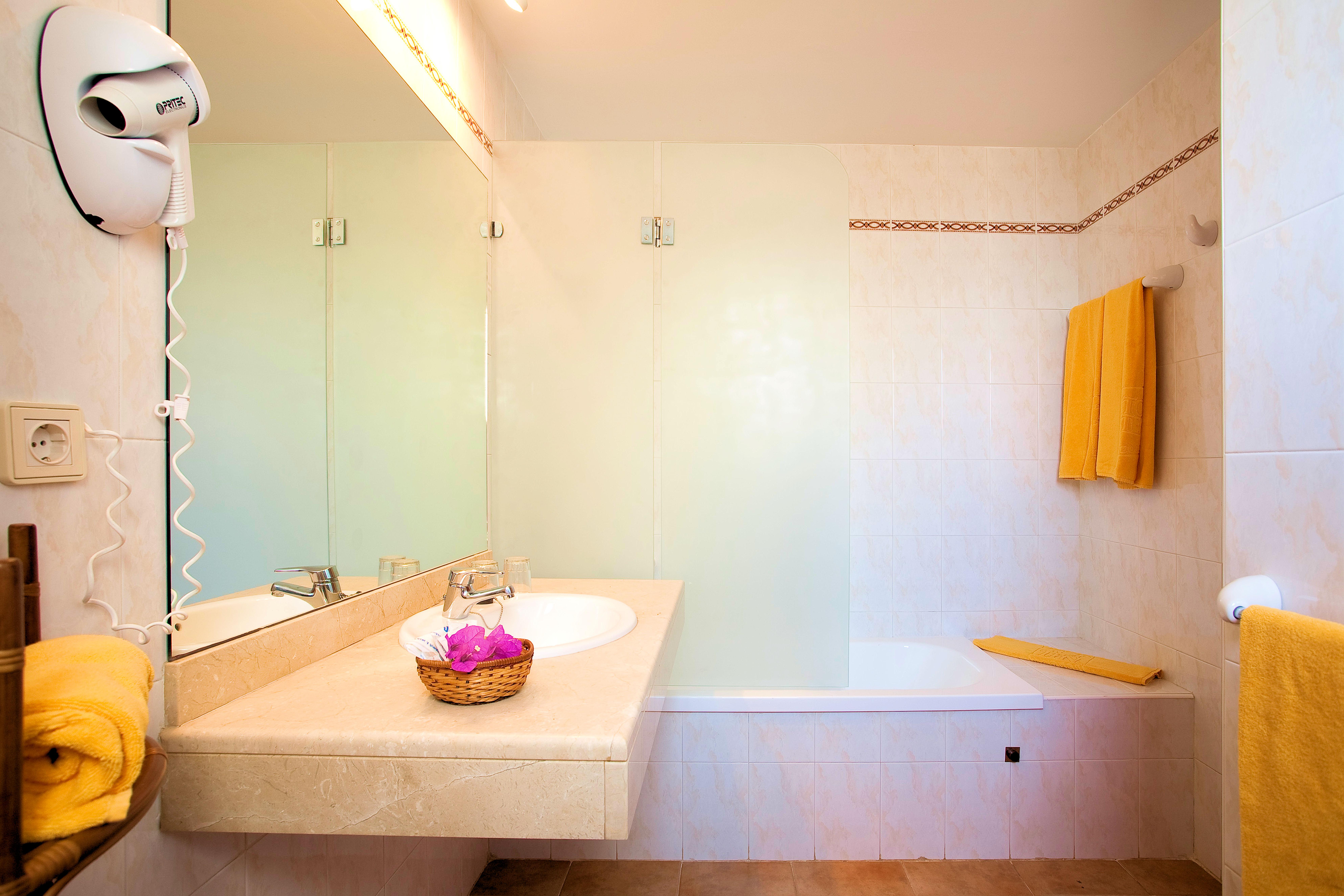 Sbh Royal Monica 3*