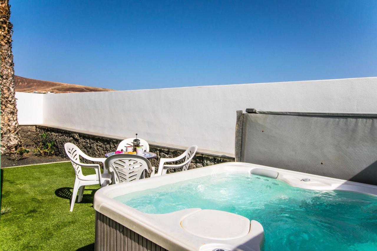 Alegranza - Lh190 By Now Ltd Pousada Playa Blanca (Lanzarote)