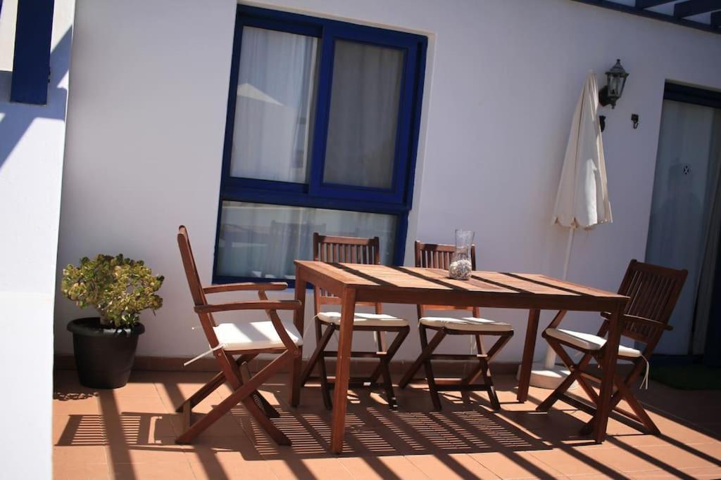 Apartment Duplex Con Piscina En 1ª Linea De Mar. Super Vistas *