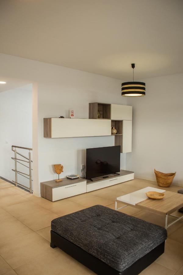 Blanca Villa