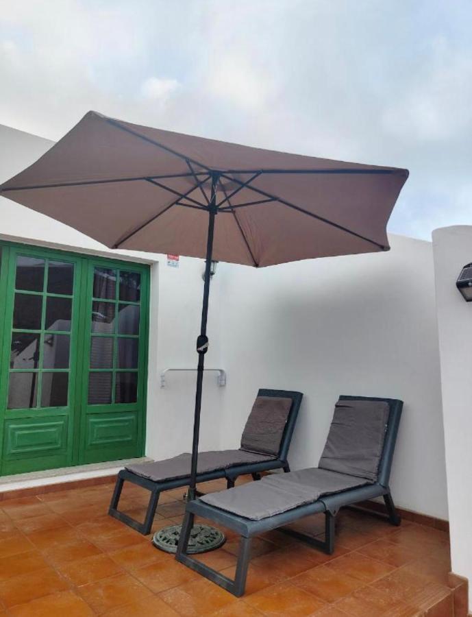 Private In A Great Location In With Shared Pool Playa Blanca (Lanzarote)