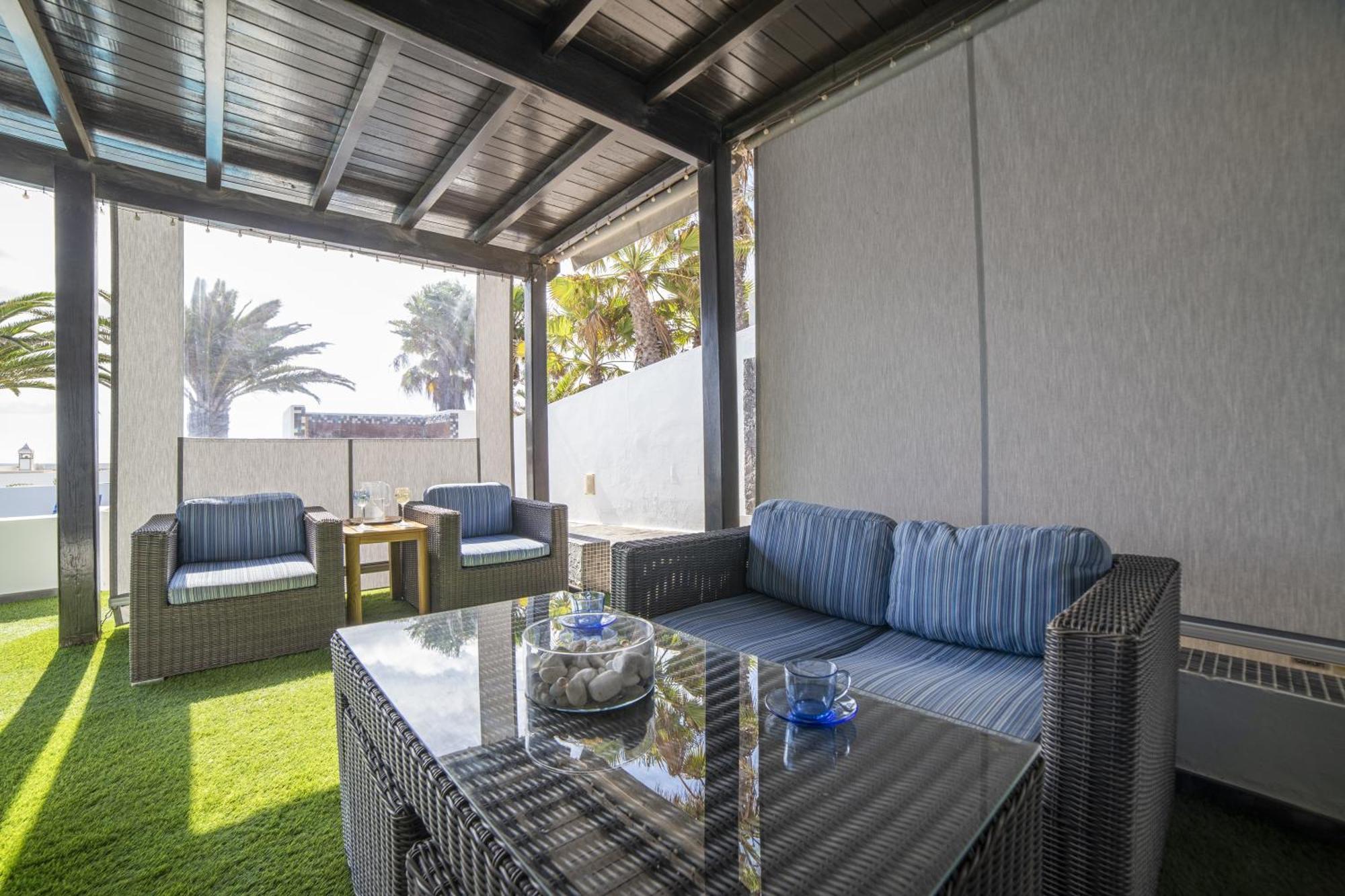 Superb Casa Herlanda 3 Bedrooms Pool Table Great Sea Views Playa Blanca (Lanzarote)