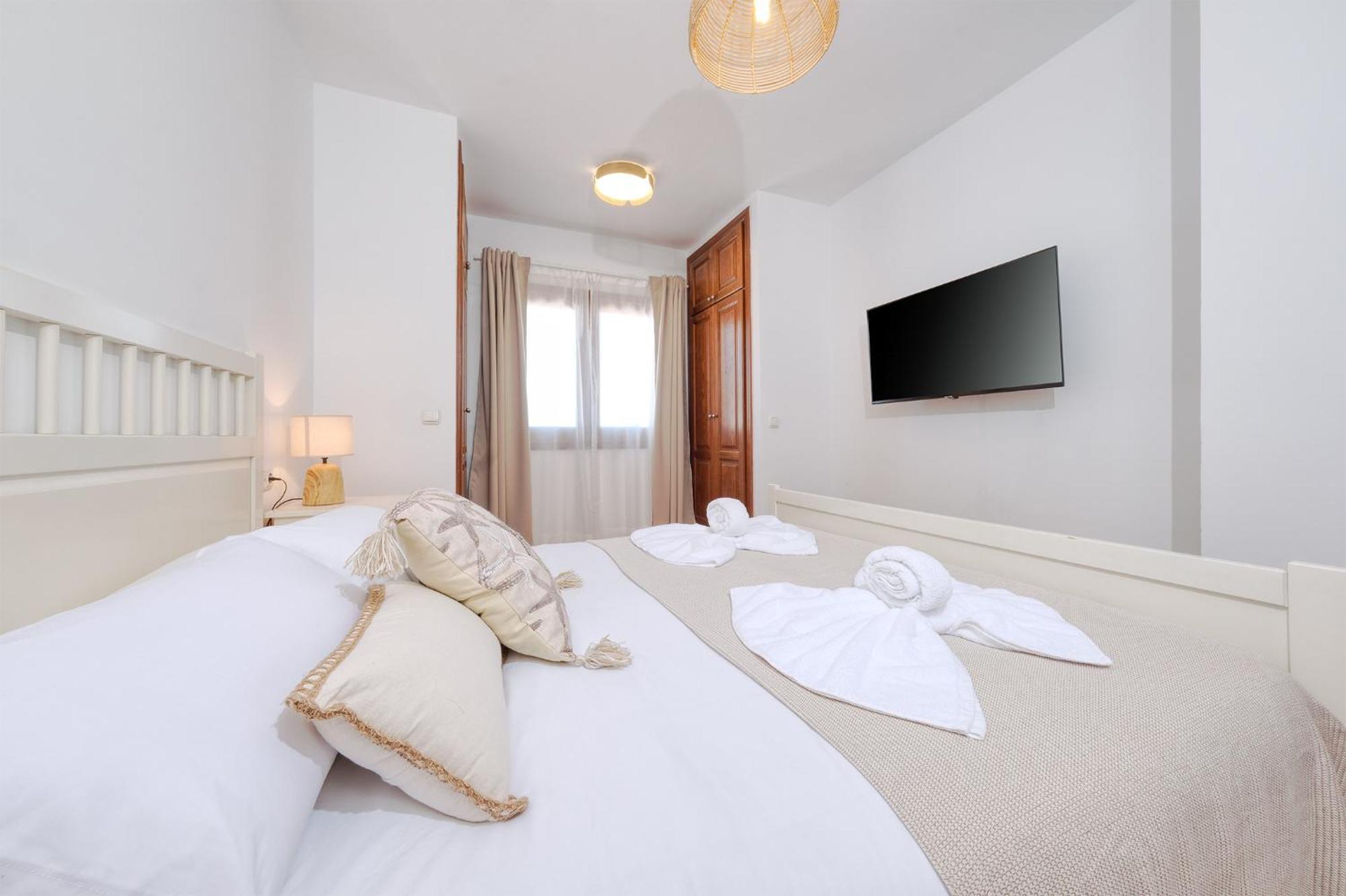 Lanzarote Paradise-private Pool Holiday home *