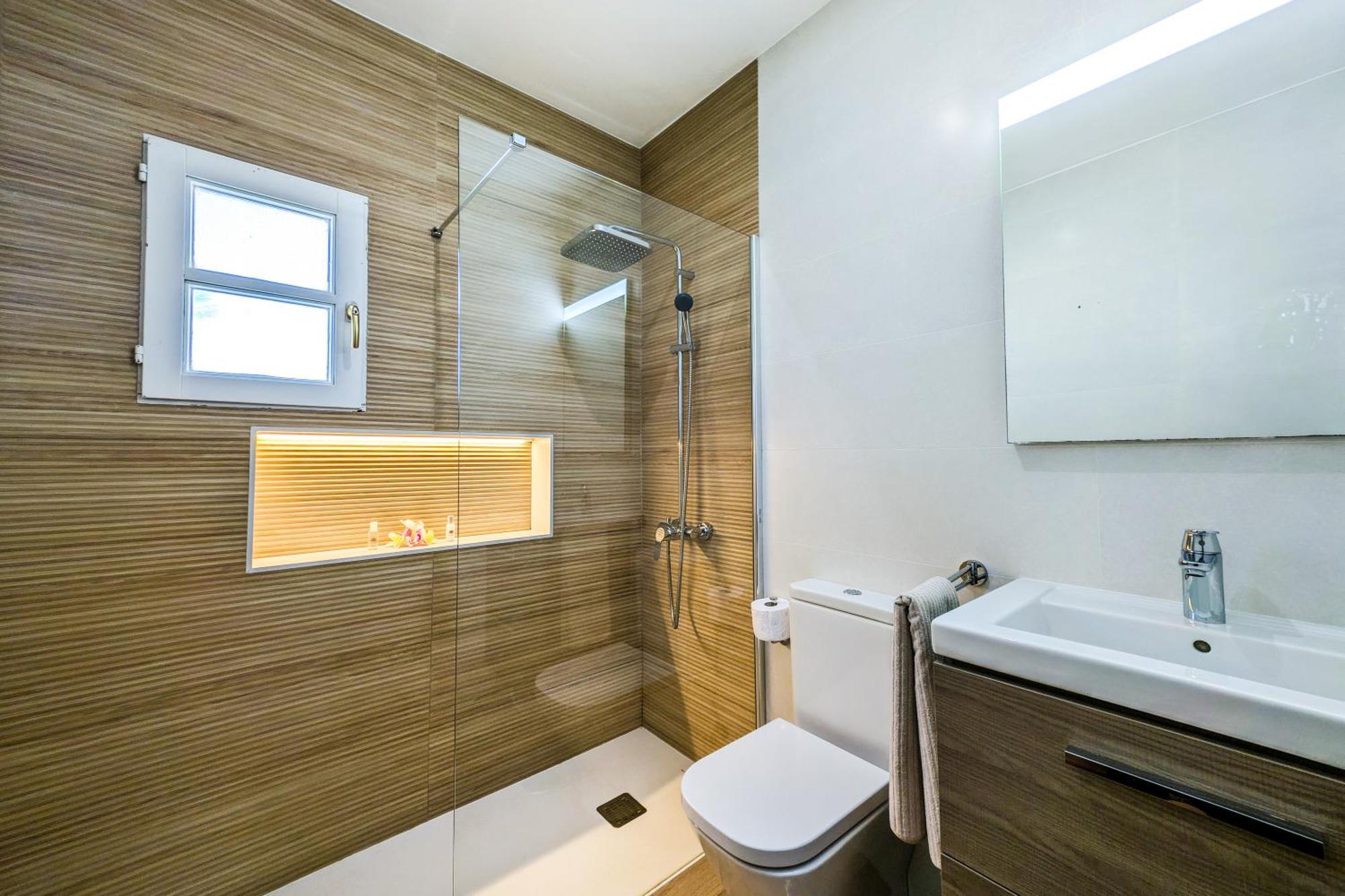 Axular With Heated Private Pool