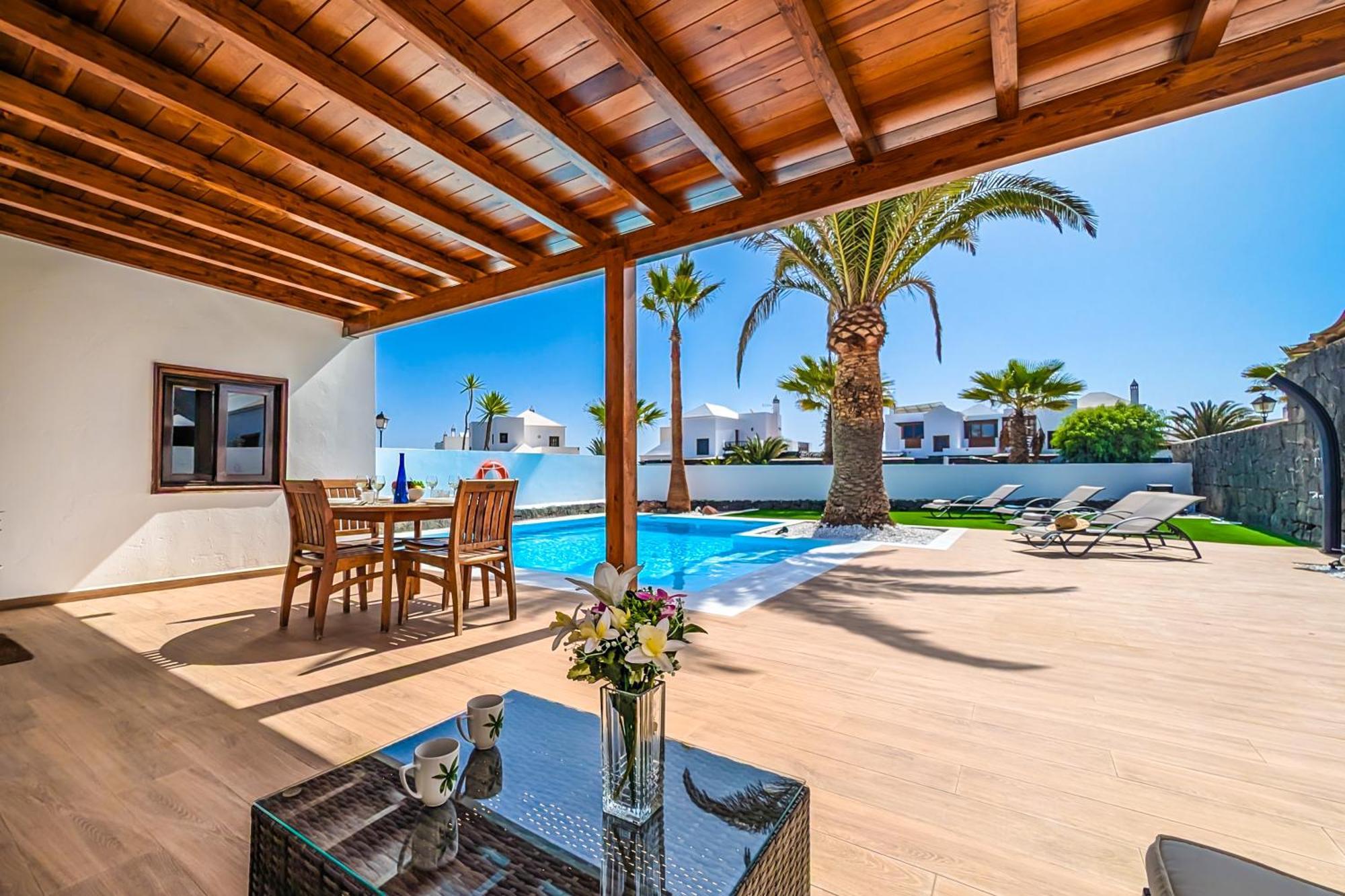 Axular With Heated Private Pool Сasa de vacaciones
