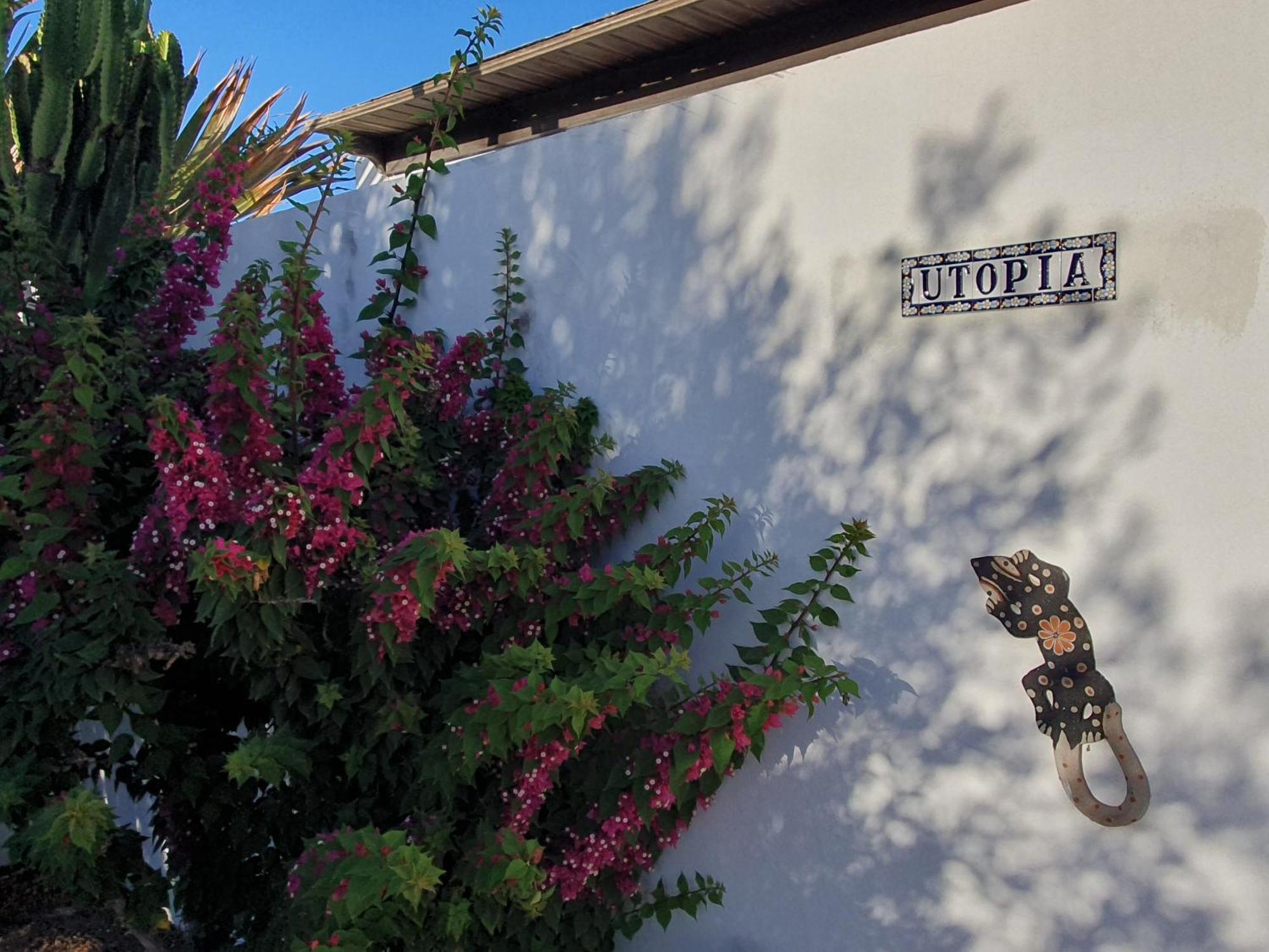Utopia, 4 Bedrooms Close To Old Town, Heated Pool With Complete Privacy Villa Playa Blanca (Lanzarote)