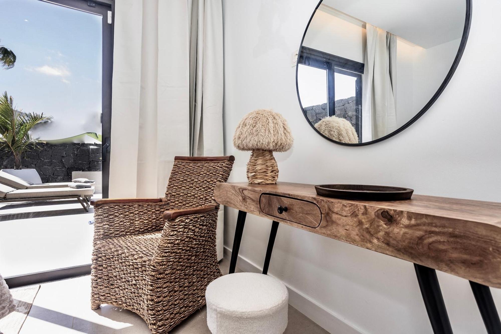 Villa Luxurious Acebo 4 Bed, 4 Bath, Private Pool Playa Blanca (Lanzarote)