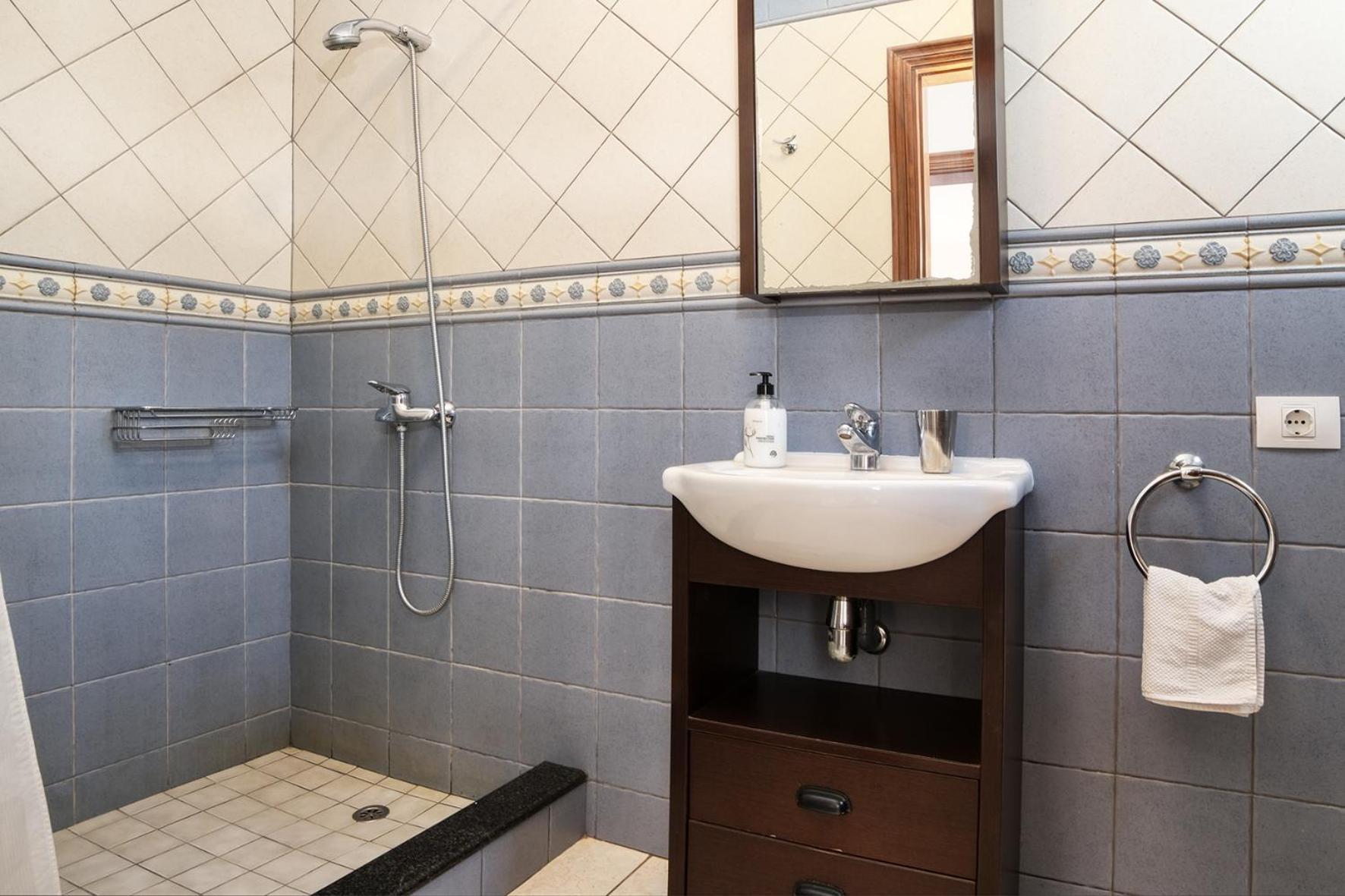 Villa Picasso - Private Pool, Bbq And Air-con By Lanzarote Playa Blanca (Lanzarote)