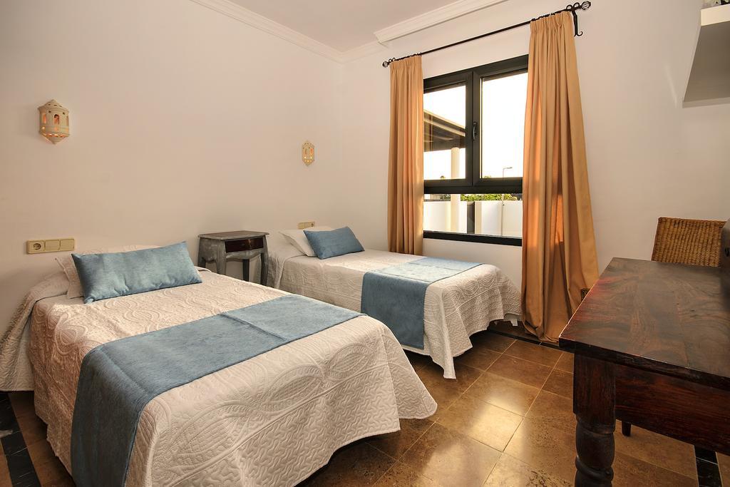Holiday home Charcones *